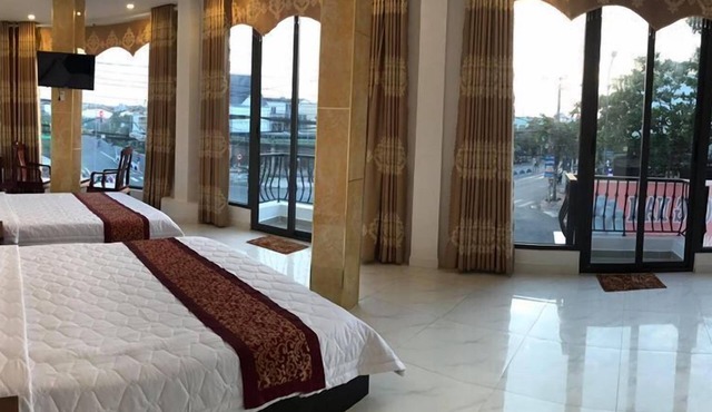 Phuong Nam Hotel