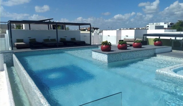 Playa del Carmen - Amazing Condo 300 pies de la playa