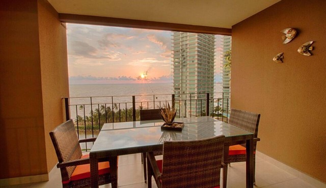 Pools, Gym & Restaurant | Beachfront 1BR