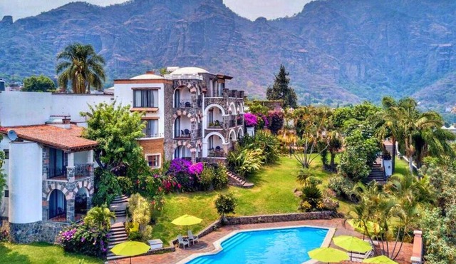 Posada del Tepozteco - Hotel & Gallery