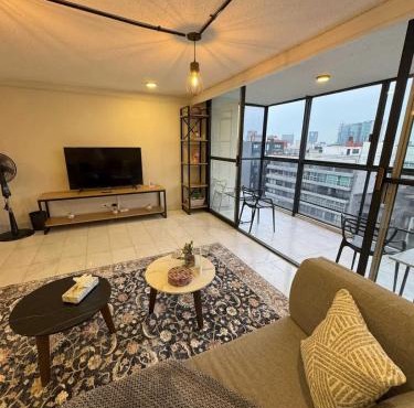 Posh Polanco Stay TVs and Desks in Each Room