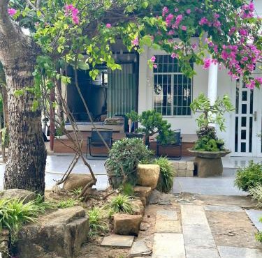 Private Entire Home - Premium Cozy Garden Oasis