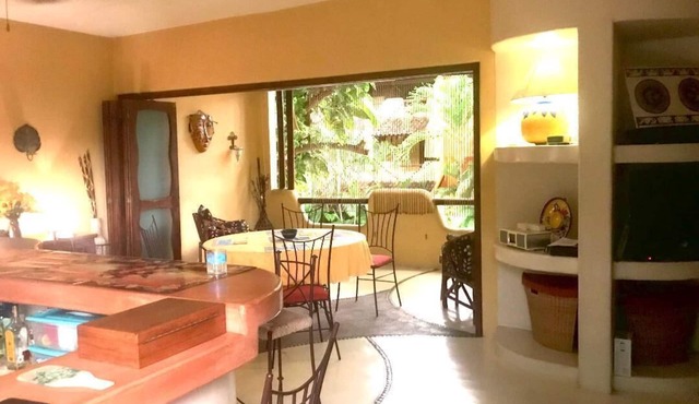 Private Tropical Oasis Steps From the Beach, Dining and Shopping