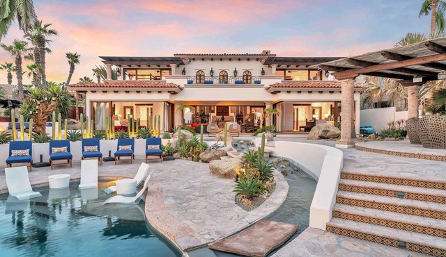 Punta Ballena Villa with Saltwater Pool and Swim-Up Bar
