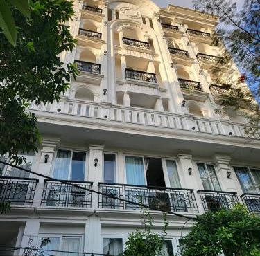 QAC MTV Apartment
