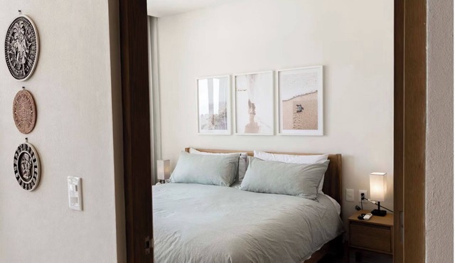 Queen Angel Condo with pool