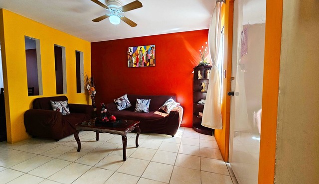 Renovated House in Central Private Fracc