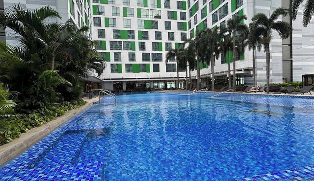 Republic Plaza airport Tan Son Nhat