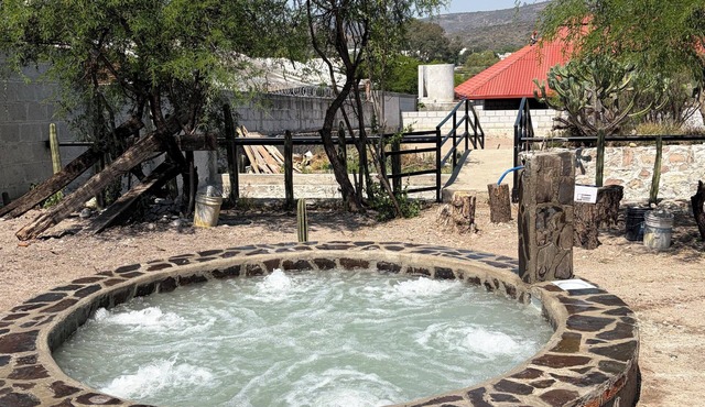Restaurante y Cabañas Cané