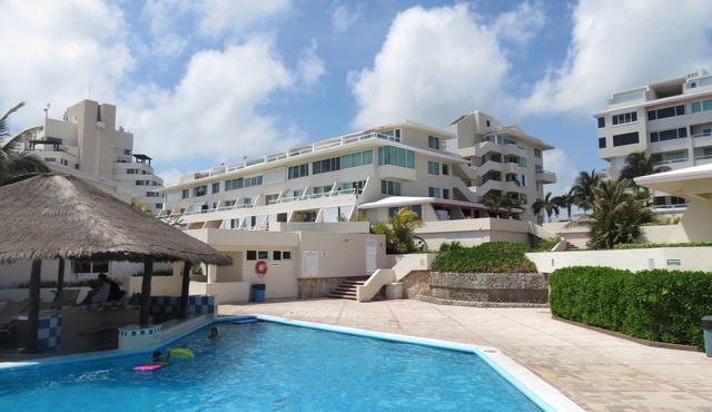 Retreat into the beauty of Mexico and the excitement of Cancun