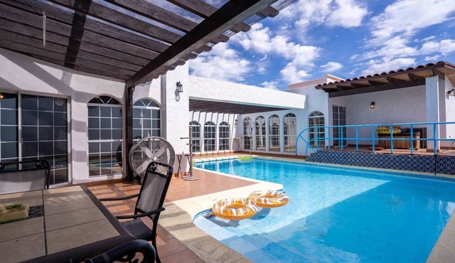 Rick`s Private POOL House