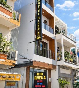 River Hotel 4 Long Xuyên