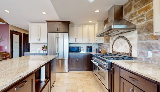 Riverfront home with pool, hot tub & sauna - perfect location