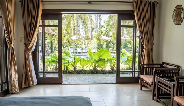 Riverside Bamboo Resort - Hoi An