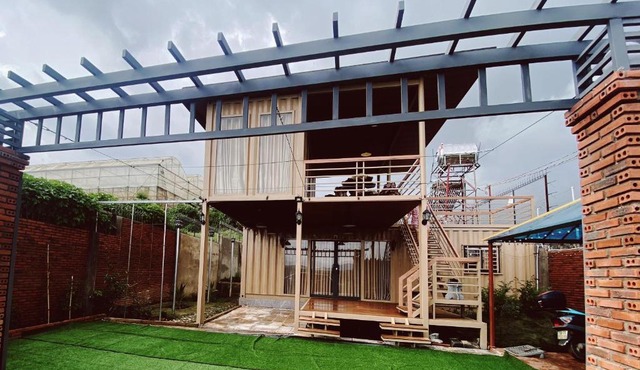 Riverside Homestay