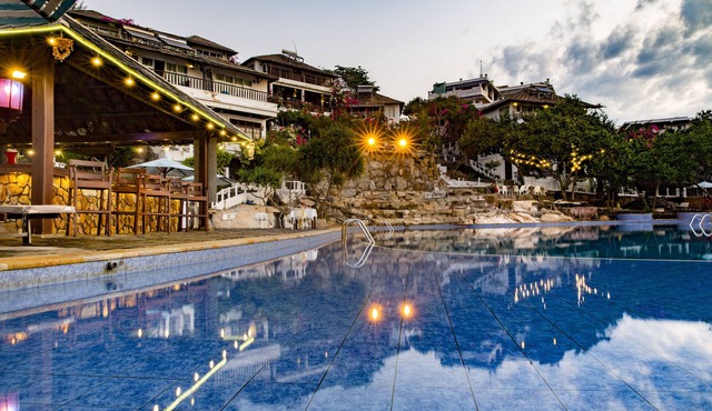 Rock Water Bay Beach Resort & Spa