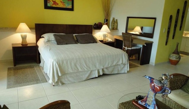 Romantic & Luxury 5th Floor Ocean From Studio