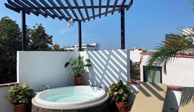 Rooftop Spa Tub, Lounge Chairs, BBQ, Views