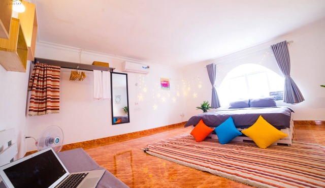 Rooftop & vintage room for couple - Em Am Homestay Ha Noi