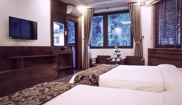 Room 10: Sunflower - Greenland Sa Pa Hotel by DLMHnn