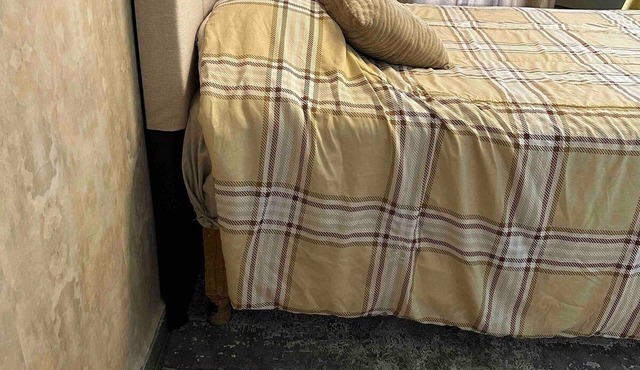 Room "3", private bathroom, own breakfast area.