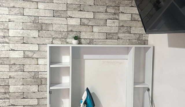Room "6" Private bathroom