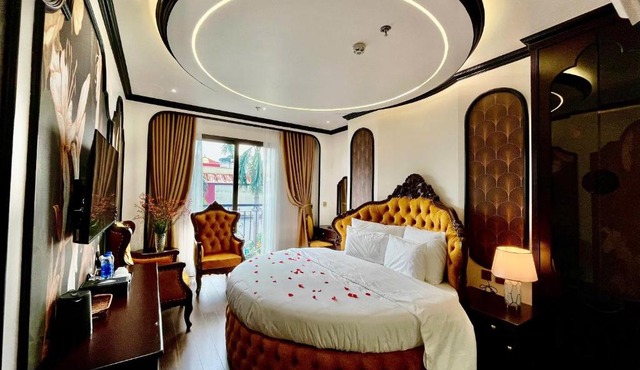 Royal Hotel Hà Nội