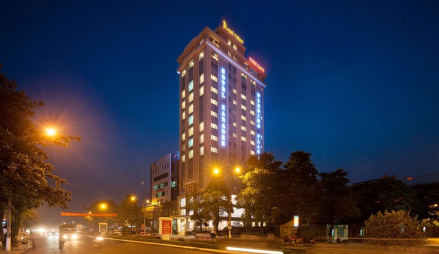 Royal Palace Hotel