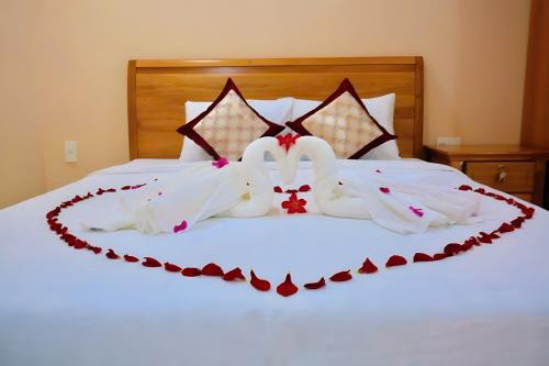 Sông Kinh Hotel - Hồ Tràm