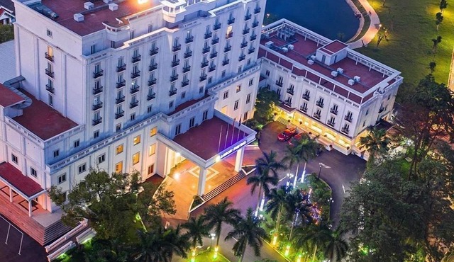 Sai Gon Phu Tho Hotel