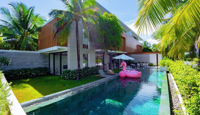 Sailing Pool Villas & Resort Phu Quoc