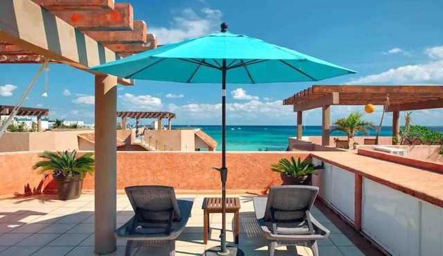 Sale! Fab Penthouse w/Stunning Ocean Views + Beach Service | Steps to 5th Ave | Maid