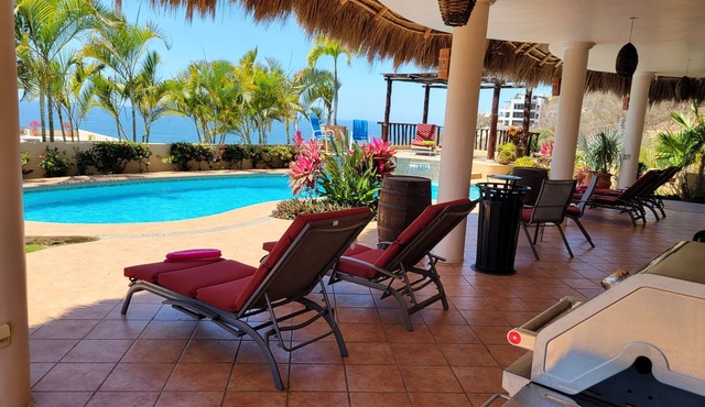 Sayulita Ocean, Jungle & City View 5BR/8BA Villa/w Huge Pool