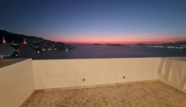Se renta hermoso Pent House en Armando's Le Club