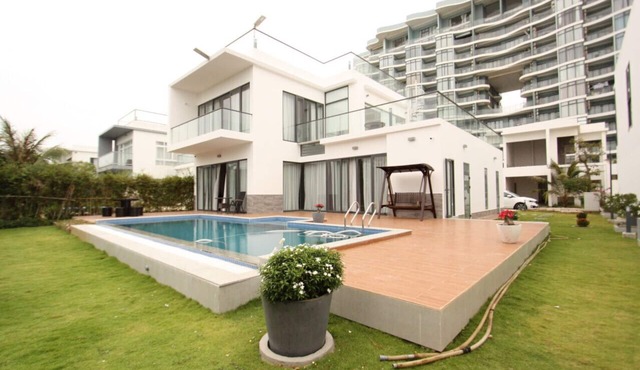 SEASIDE WINNER VILLA