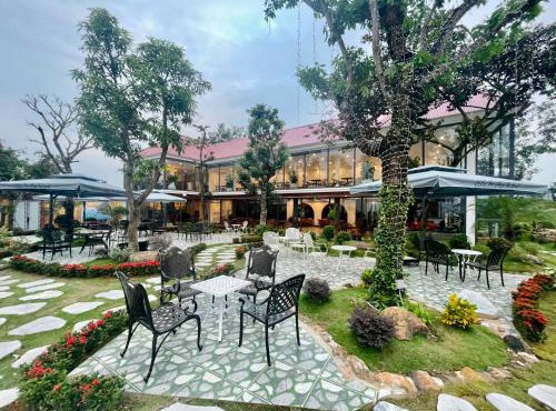 Sen Plaza Hotel