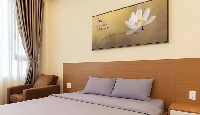 Serene apartment with AC in vibrant HCM, Near TSN Airport 1.3km, Kitchen, Washer