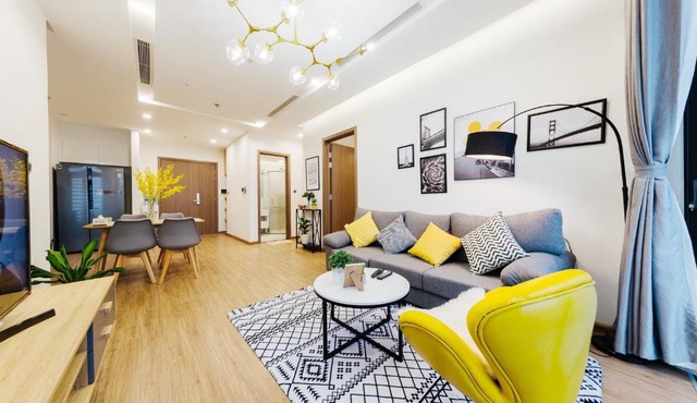 Serviced Apartment in Metropolis near Lotte and Daewoo Hanoi