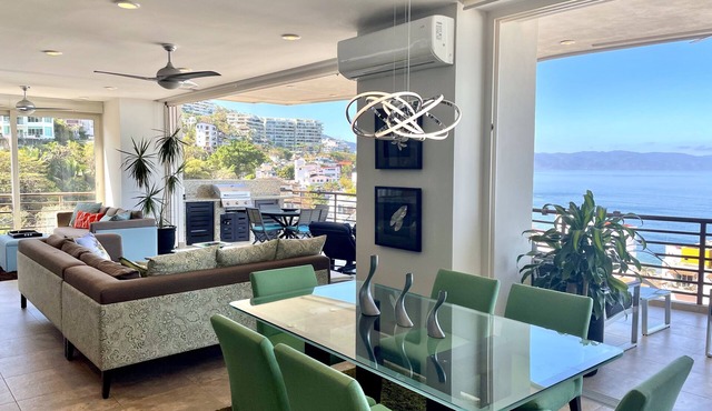 Signature 406, Sea Views, Private Pool, Specials: 07/26-08/15 $199 per night