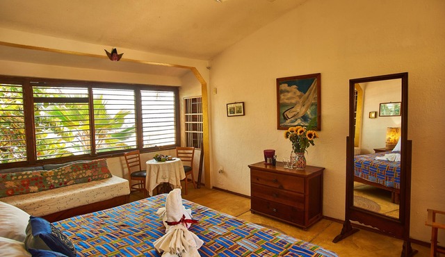 Small luxury hotel, Hideaway near Acapulco on the beach