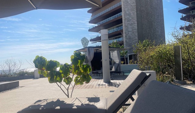 Solaz 5 star Marriot resort ocean ft 3 bedroom ,kitchen & liv rm tennis center