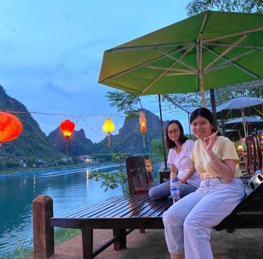 Son Doong Riverside
