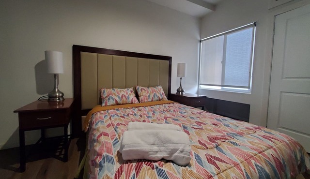 Spacious 2 bedroom apartment by the bullring