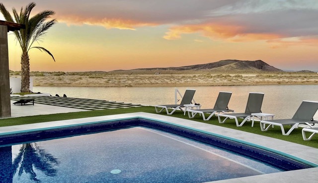 Spacious Islas Del Mar House with Pool