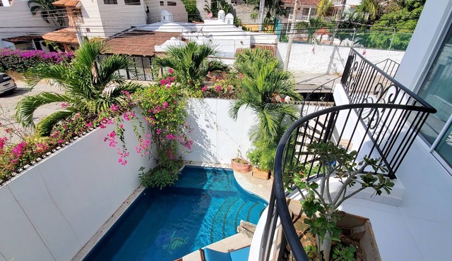 Spacious modern apartment Golden Zone 2F