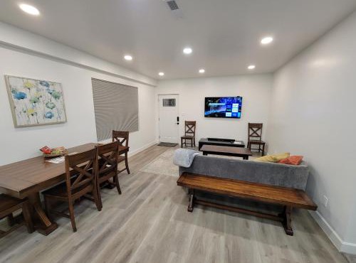 Spacious & Modern Apartment, close to Universities and Mountains in Mapleton