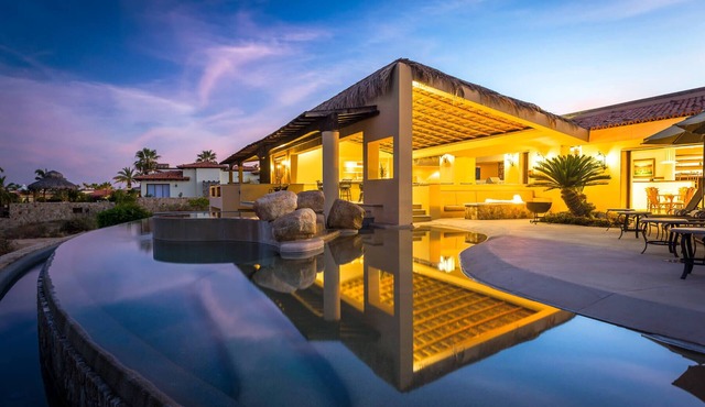 Spectacular 8 BR Ocean View Casa Tita features A/C, WiFi, Wet Bar, Pool + More!