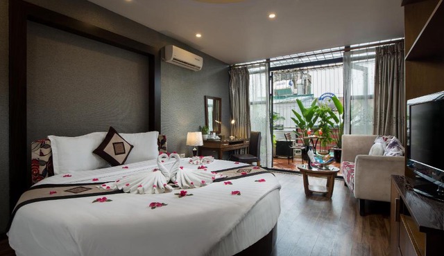 Splendid Star Grand Hotel and Spa