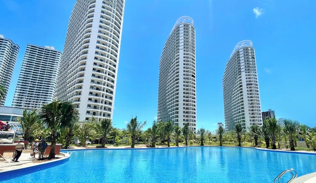 Star Bay Residence
