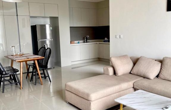 Starlake Apartment